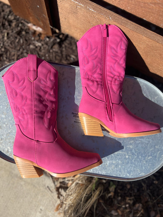 Ellie’s Pink Boots